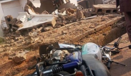 Kwara Demolishes Saraki’s House In Ilorin
