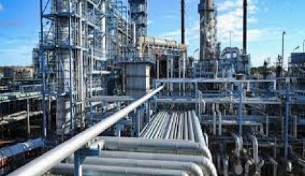 FG Plans Cutting Equity Stakes in Oil JVs to 40%