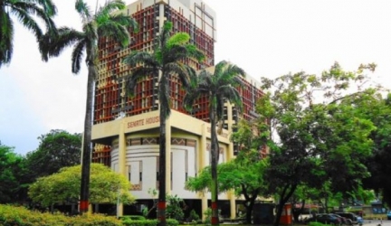 UNILAG Governing Council Indicts VC Over Botched Convocation