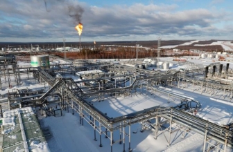 UK Relaxes Russian Fuel Sanctions Amid Middle East Energy Crisis