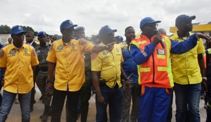 LASEMA Begins Demolition Of Defective Buildings In Lagos